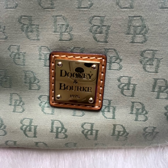 DOONEY & BOURKE DB Monogram Signature Cross-body Bag - Picture 3 of 6